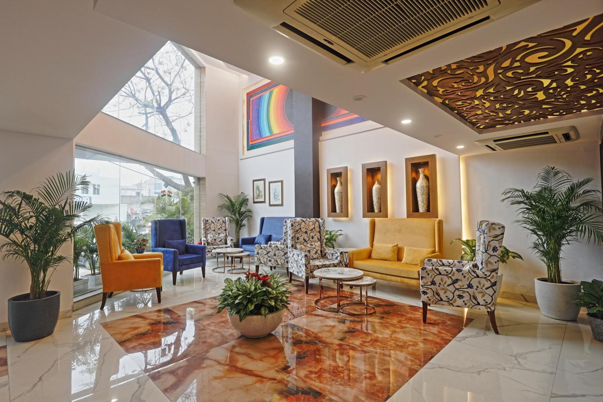 Hotel Cardinal Oxmo Delhi Airport New Delhi Exterior photo