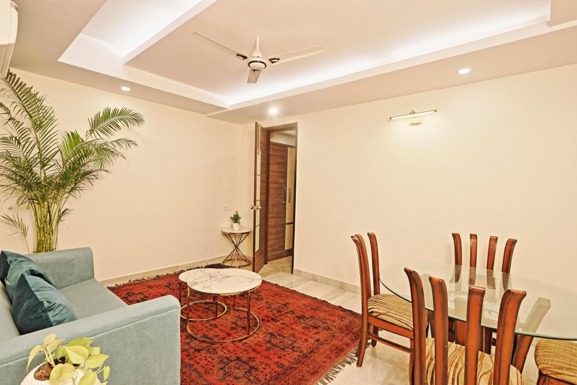 Hotel Cardinal Oxmo Delhi Airport New Delhi Exterior photo