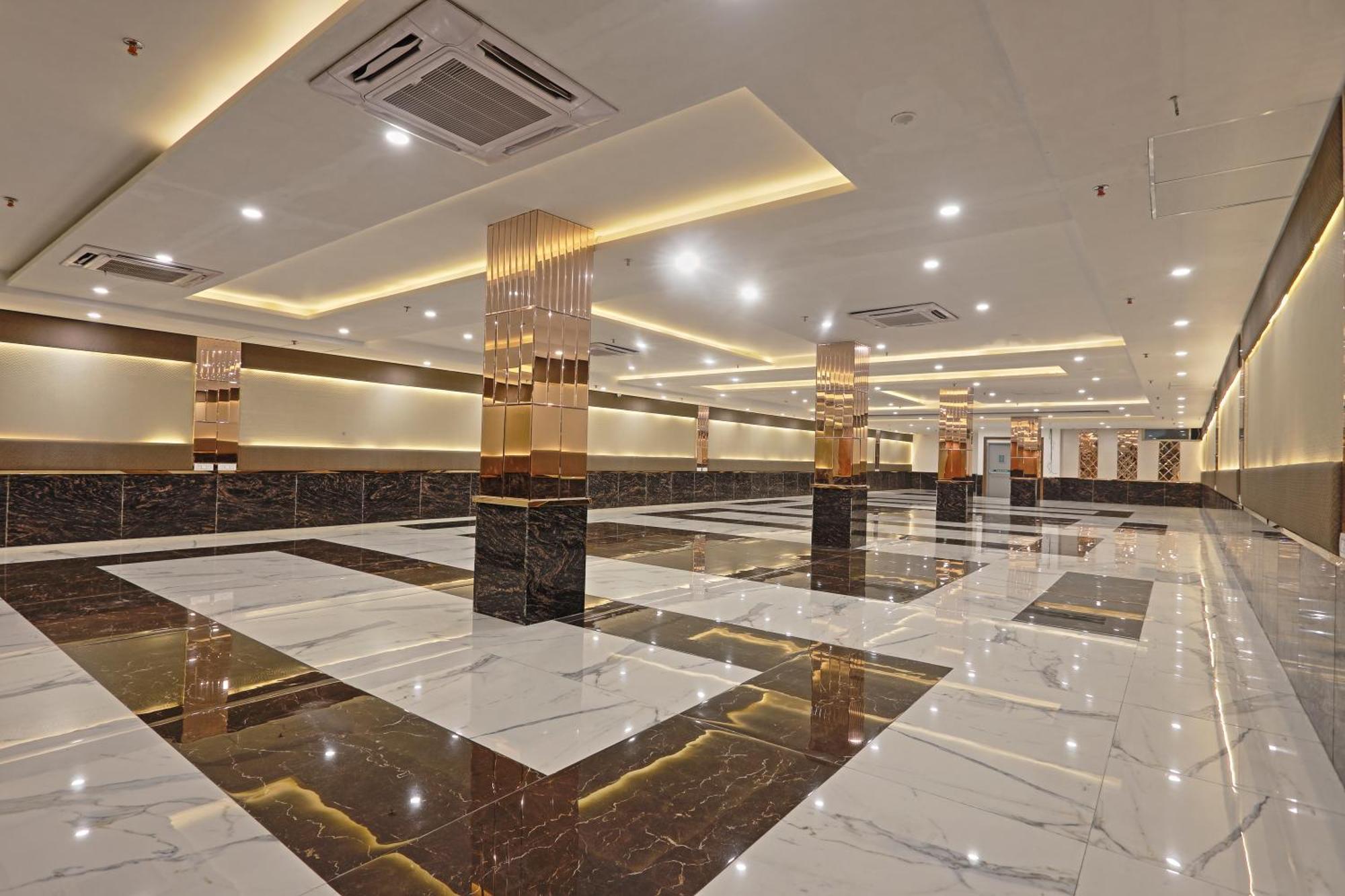 Hotel Cardinal Oxmo Delhi Airport New Delhi Exterior photo