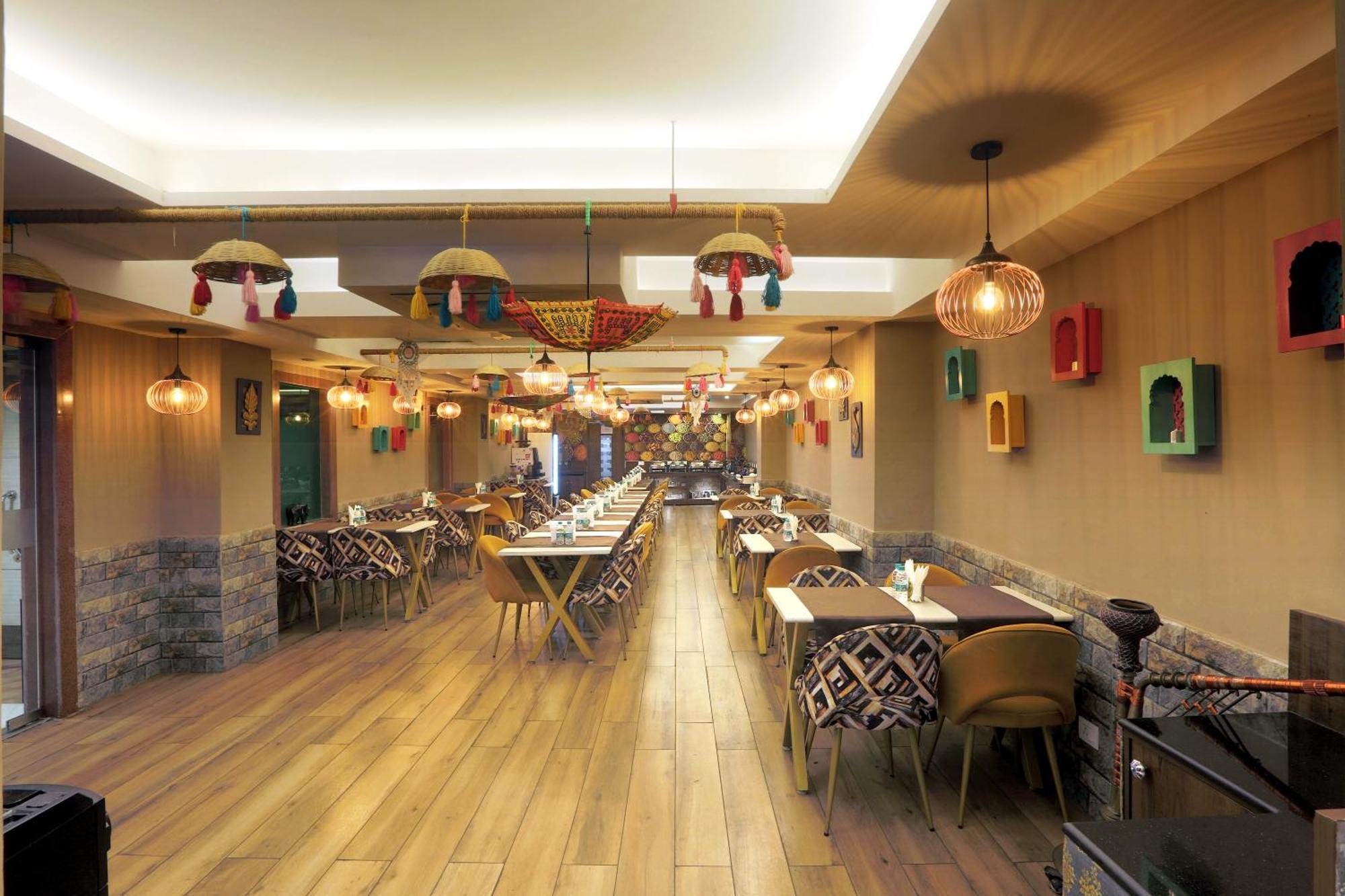 Hotel Cardinal Oxmo Delhi Airport New Delhi Exterior photo
